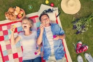 Read more about the article Why Online Dating Sites Don’t Want You to Find Love