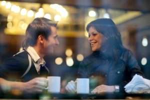 Read more about the article How To Choose The Best Online Dating Website For You
